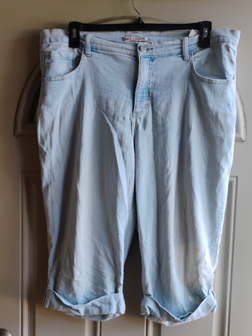 Lee Light Blue Women's Boyfriend Jeans - Cuffed Hem